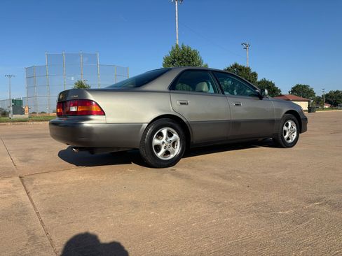 Used 1999 Lexus ES 330 image 24