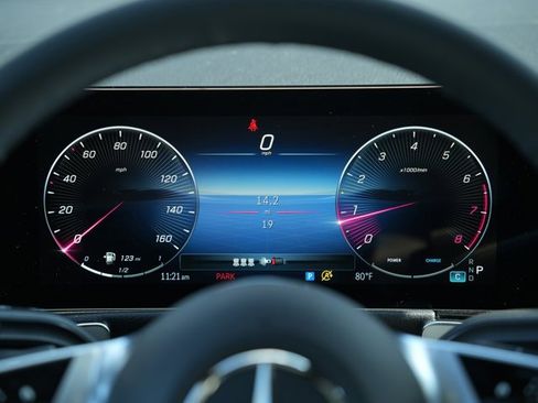 Certified 2026 Mercedes-Benz GLB 250 4MATIC image 24