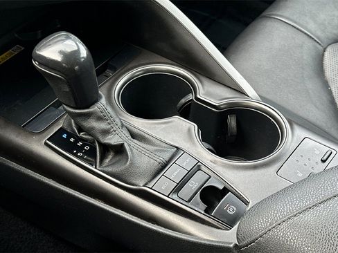 Used 2022 Toyota Camry XSE w/ Carpet Mat Package (TMS) image 20