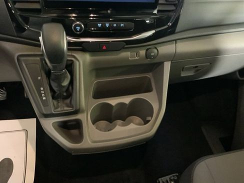 Used 2024 Ford Transit 350 XLT image 17