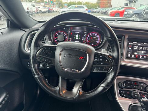 Used 2021 Dodge Challenger GT w/ Driver Convenience Group image 10