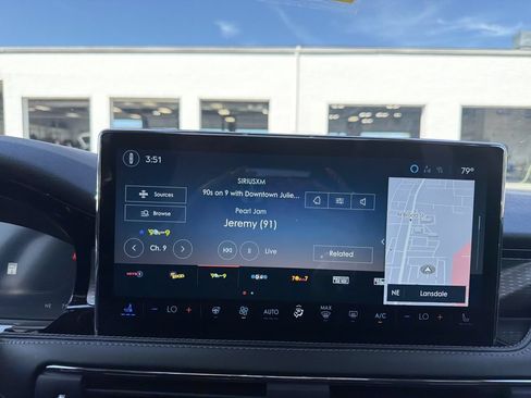 Certified 2024 Lincoln Corsair Reserve w/ Equipment Group 201A AWD/4WD image 23