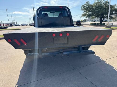 Used 2006 Ford F550 4x4 Regular Cab Super Duty image 6