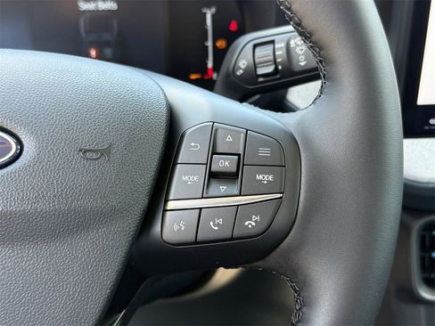 New 2025 Ford Maverick XLT w/ XLT Luxury Package image 37