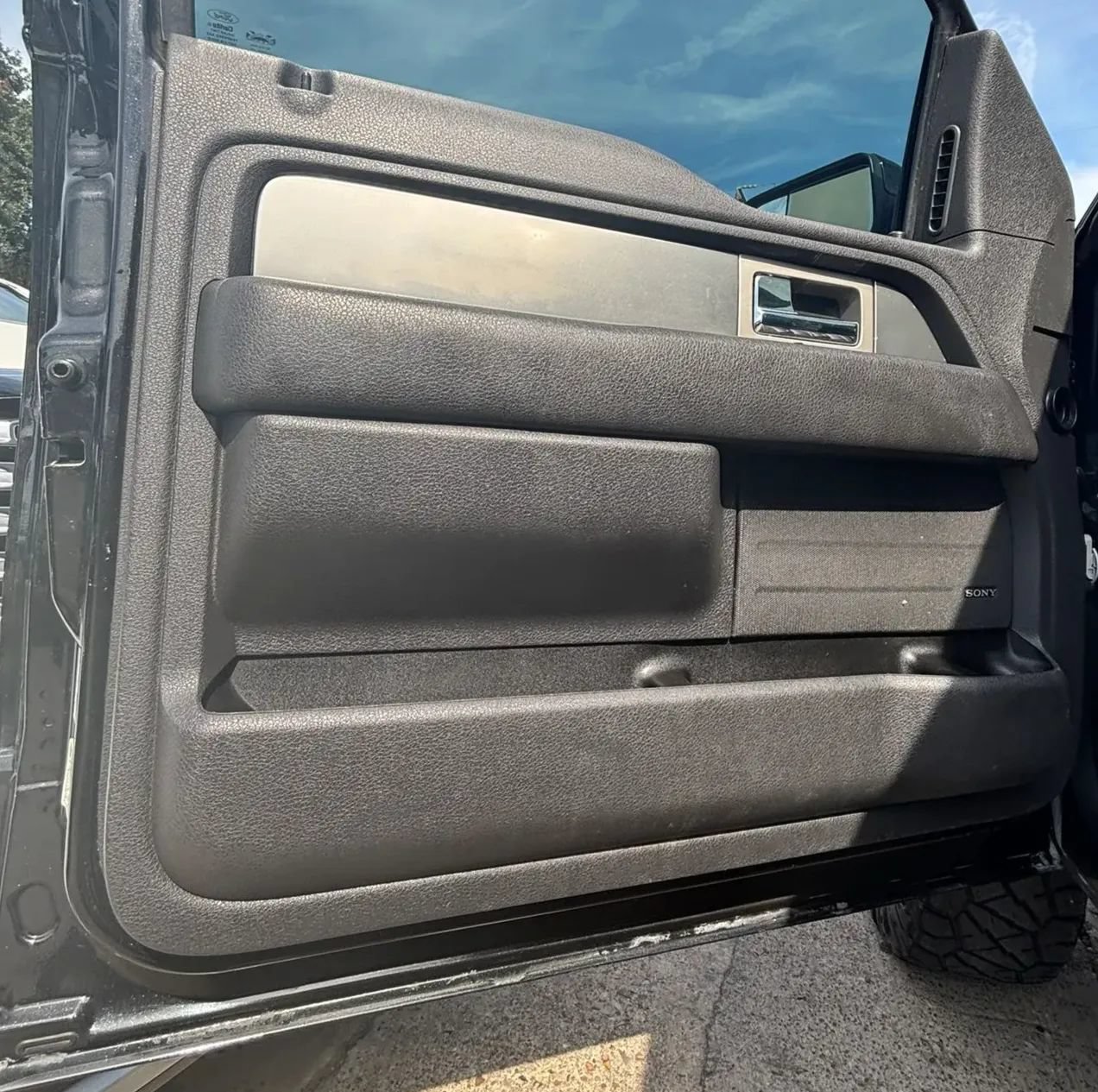 Used 2013 Ford F150 FX4 w/ Luxury Equipment Group AWD/4WD image 15