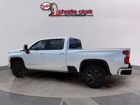 New 2026 Chevrolet Silverado 2500 High Country w/ Technology Package image 2