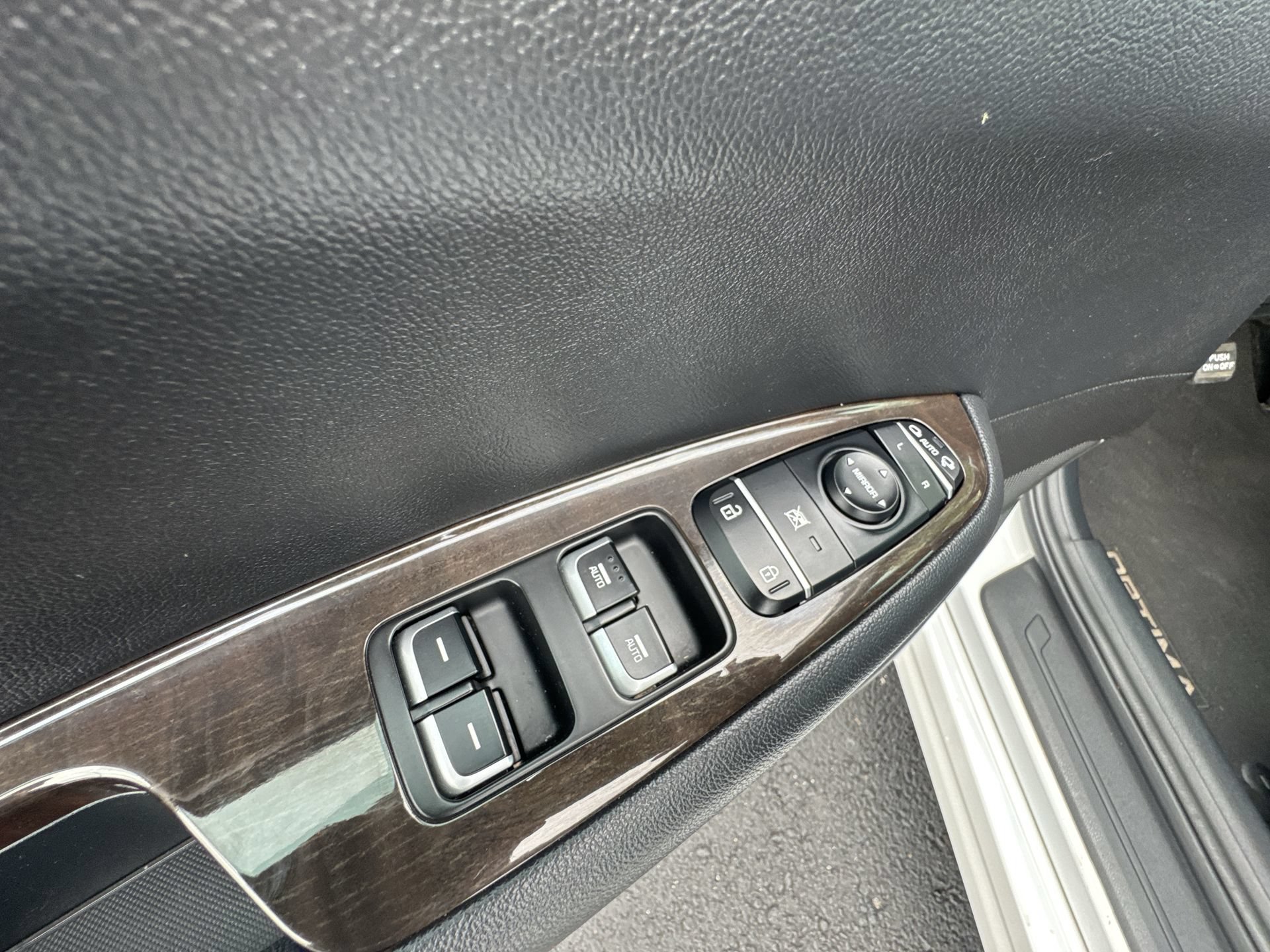 Used 2018 Kia Optima EX FWD image 13