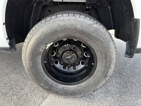 New 2025 RAM 3500 Laramie image 15