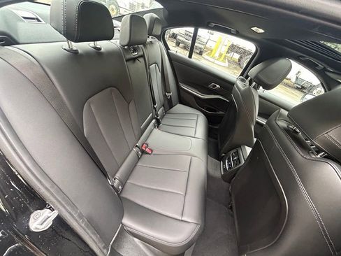 Used 2025 BMW 330i Sedan image 35