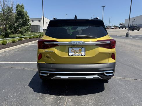 Used 2023 Kia Seltos SX AWD/4WD image 11