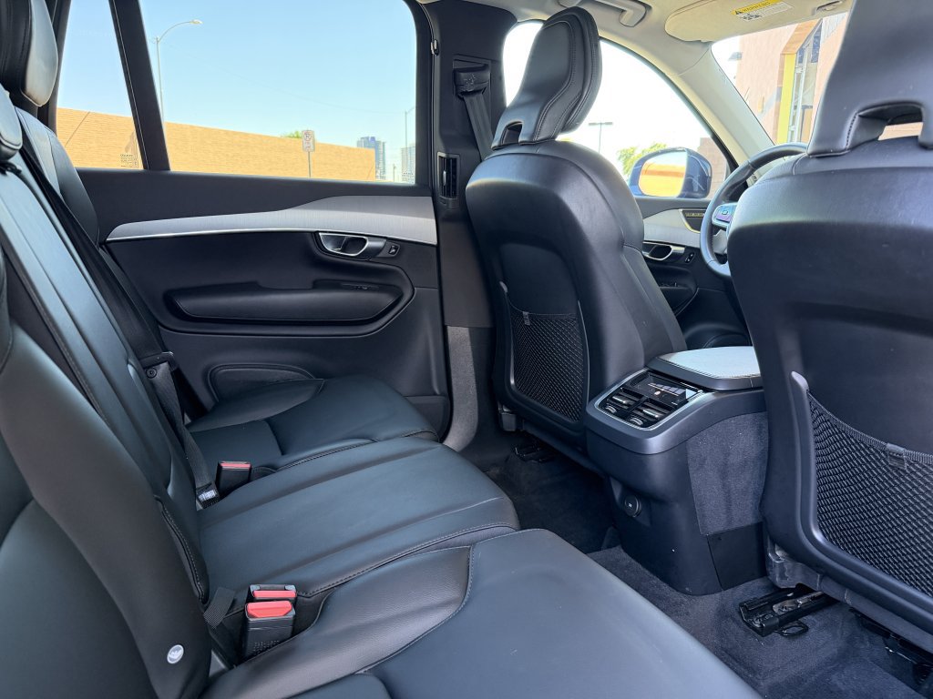 Used 2023 Volvo XC90 B5 Core w/ Protection Package AWD/4WD image 39