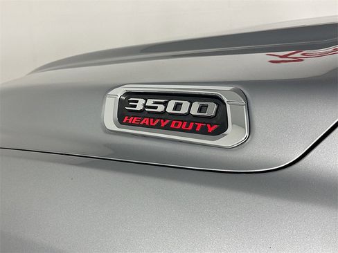 Used 2022 RAM 3500 Laramie image 28
