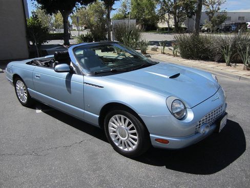 Used 2004 Ford Thunderbird RWD image 24