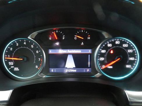 Used 2023 Chevrolet Traverse LT image 21