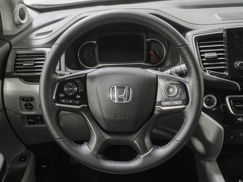 Used 2021 Honda Pilot Touring image 24