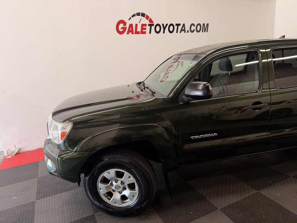 Used 2014 Toyota Tacoma 4x4 Double Cab w/ SR5 Package image 4