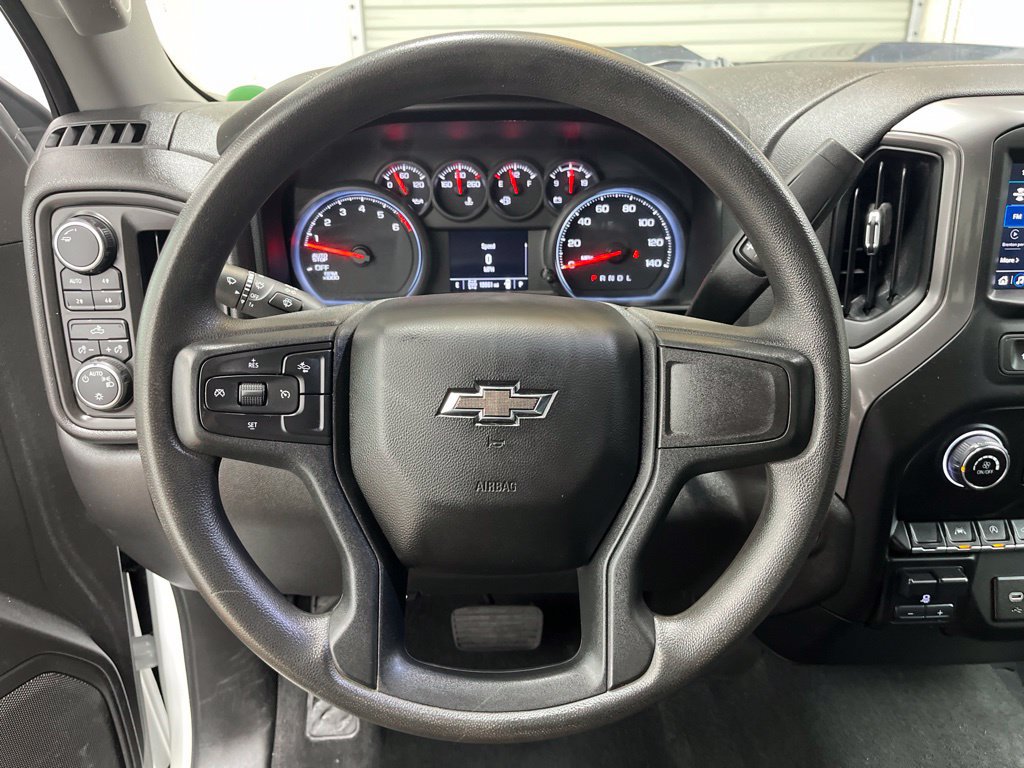 Used 2023 Chevrolet Silverado 1500 Custom Trail Boss AWD/4WD image 17