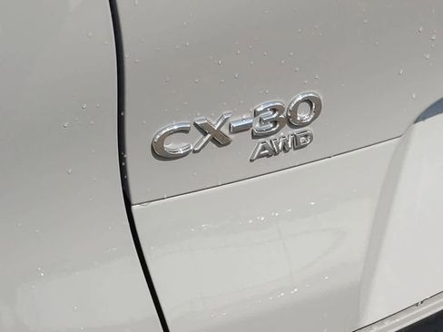 New 2025 MAZDA CX-30 AWD 2.5 S w/ Select Sport Pkg image 12