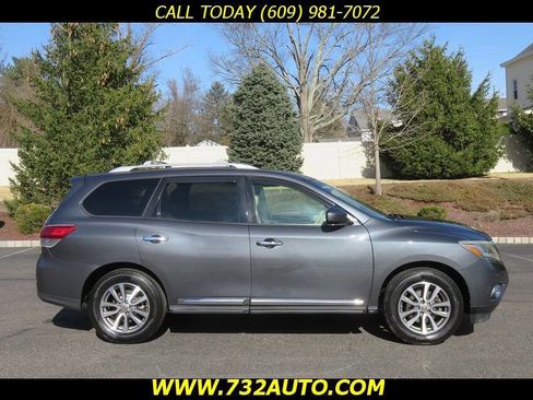 Used 2013 Nissan Pathfinder SL w/ SL Premium Pkg image 4