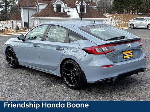 Used 2024 Honda Civic Sport image 28