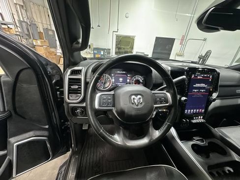 Used 2021 RAM 2500 Laramie w/ Night Edition AWD/4WD image 15