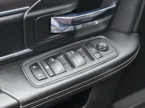 Used 2021 RAM 1500 Classic Warlock w/ Luxury Group image 10