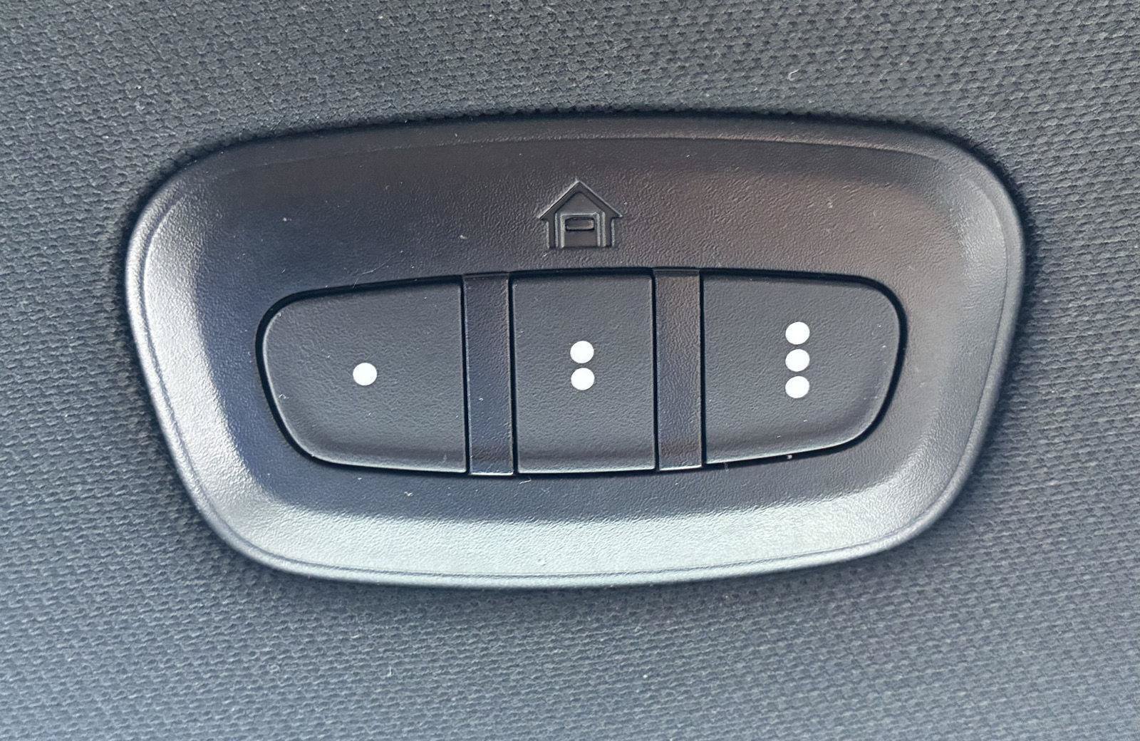 Used 2024 RAM 1500 Laramie AWD/4WD image 50