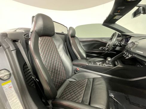 Used 2018 Audi R8 V10 plus image 25