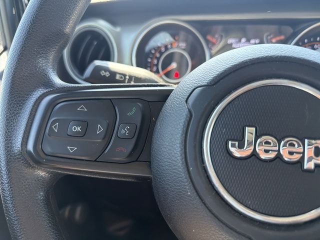 Used 2021 Jeep Gladiator Sport AWD/4WD image 23