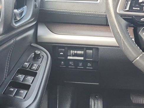 Used 2018 Subaru Legacy 2.5i Limited image 13