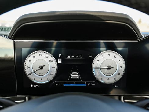 New 2026 Hyundai Elantra Limited image 21