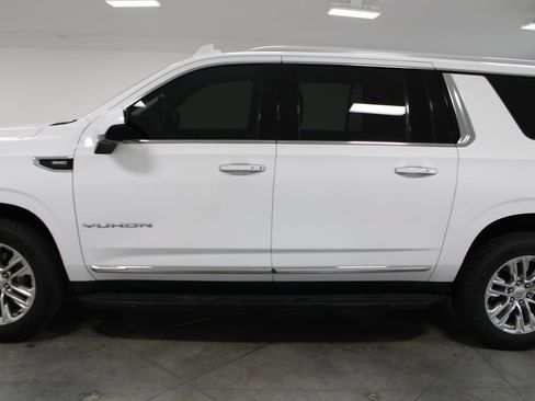Used 2021 GMC Yukon XL SLT RWD image 6