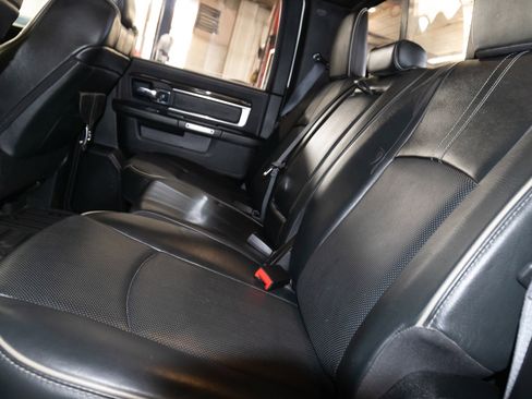 Used 2017 RAM 1500 Limited image 13