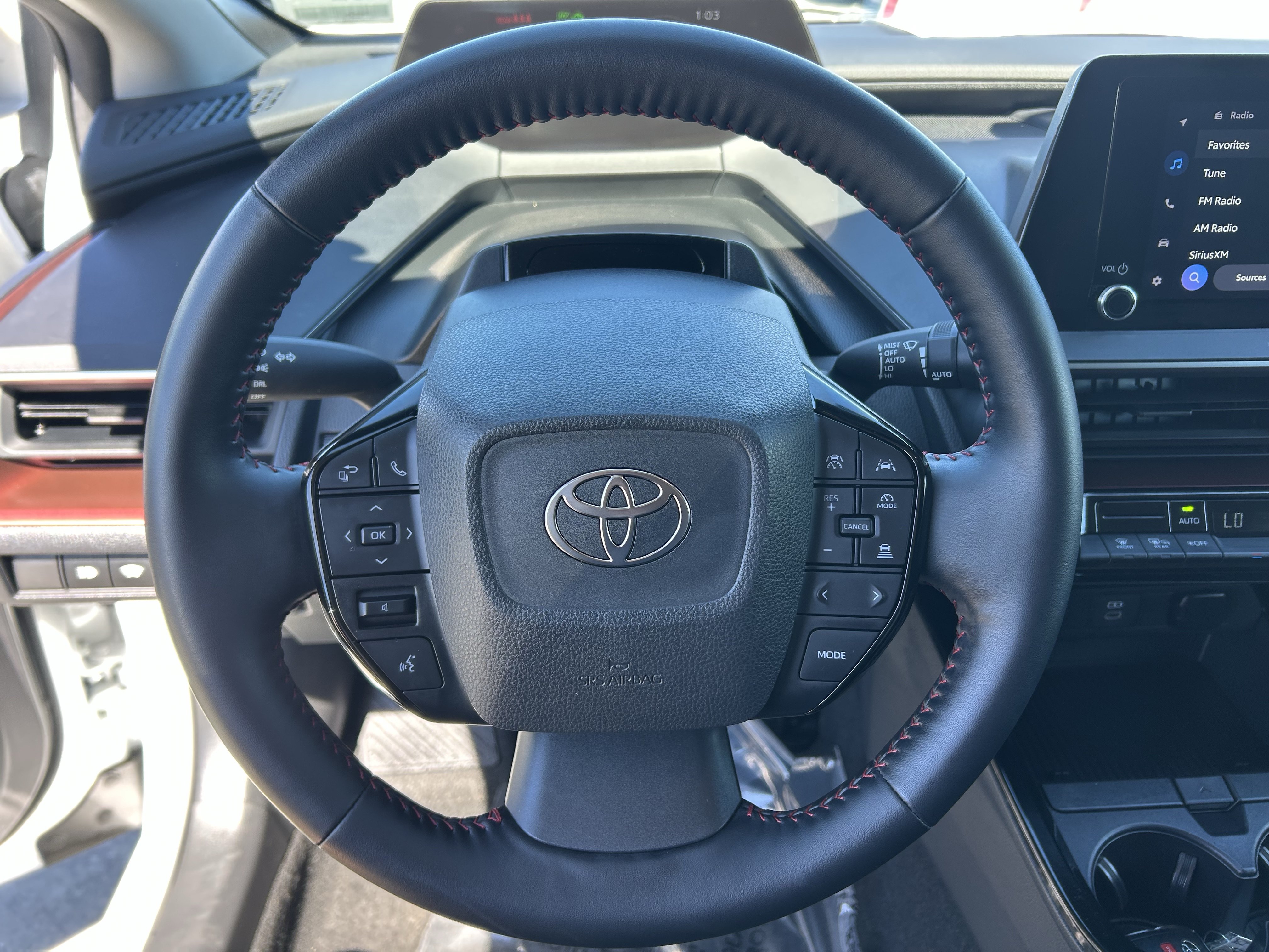 Certified 2026 Toyota Prius Plug-In Hybrid FWD image 25