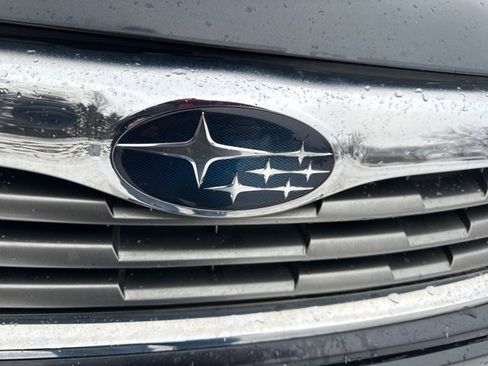 Used 2010 Subaru Forester 2.5X Limited image 9