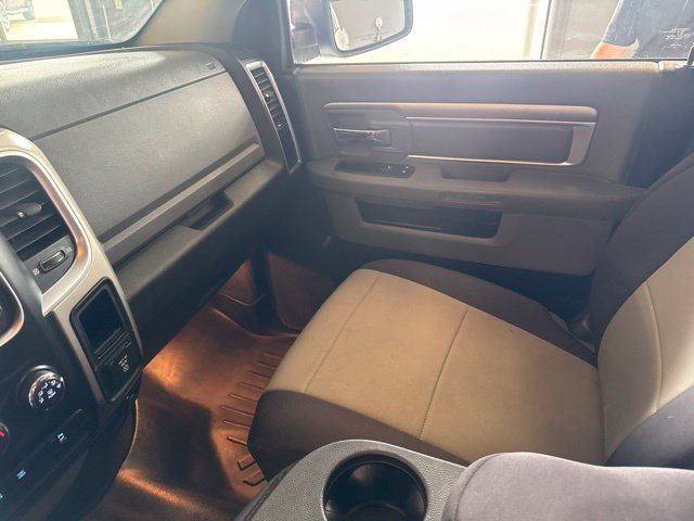 Used 2014 RAM 1500 Classic SLT w/ Protection Group AWD/4WD image 24