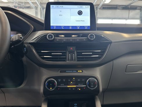 Used 2023 Ford Escape Active image 3