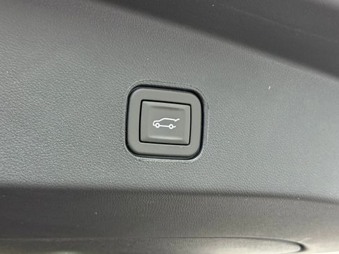 New 2026 Cadillac Lyriq Sport image 42