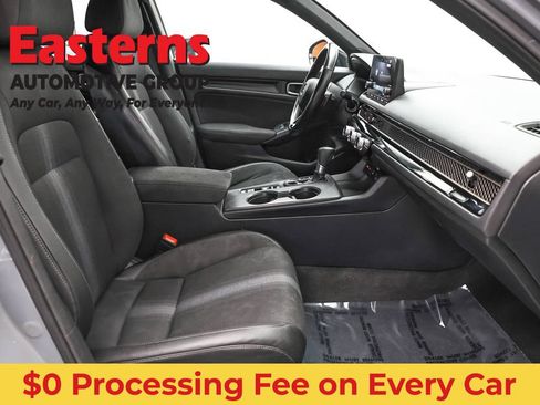 Used 2025 Honda Civic Sport image 23