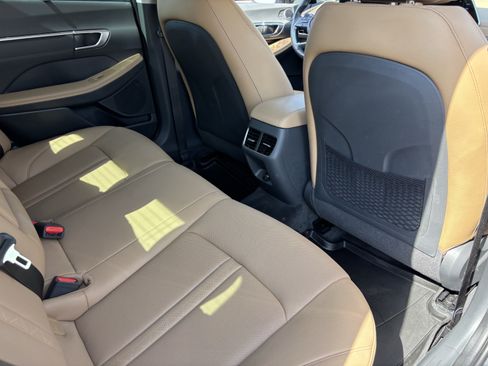 Used 2023 Hyundai Sonata Limited FWD image 12