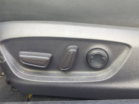 Used 2020 Toyota Camry XLE w/ Driver Assist Package image 13