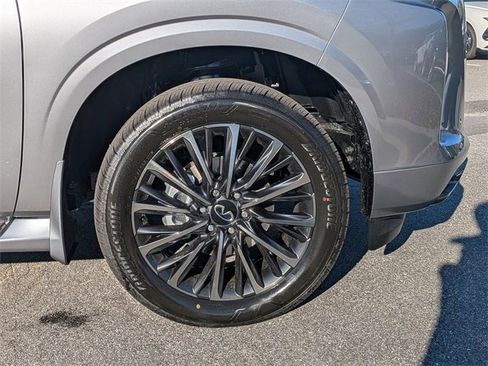 New 2026 INFINITI QX80 Autograph w/ Premium Cargo Package image 11