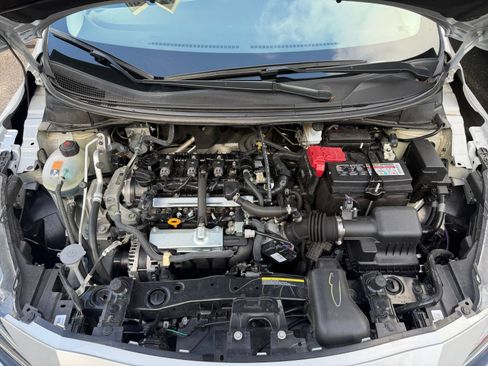 Used 2025 Nissan Versa SV FWD image 24