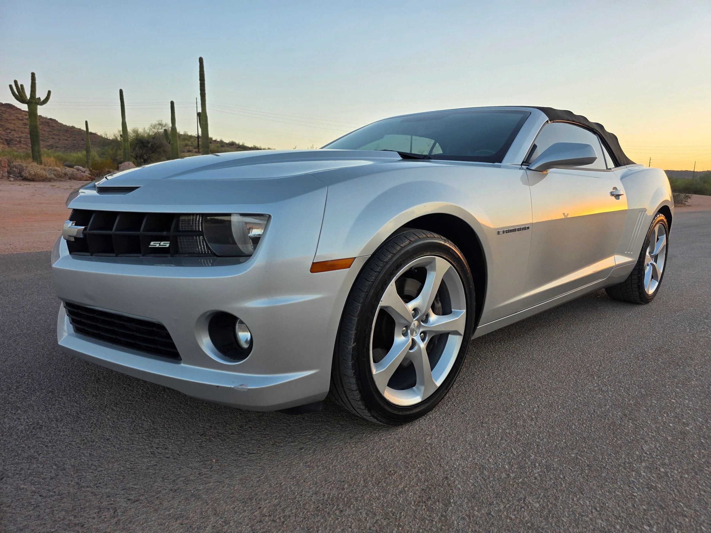 Used 2012 Chevrolet Camaro SS RWD image 1