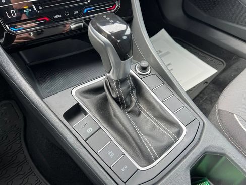Used 2025 Volkswagen Jetta Sport FWD image 26