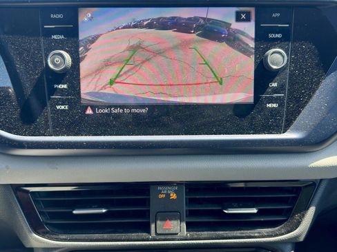 Used 2023 Volkswagen Taos SE image 20