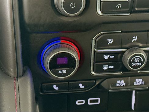 Used 2022 Chevrolet Tahoe RST w/ Luxury Package image 14