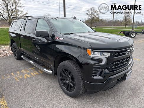 Used 2024 Chevrolet Silverado 1500 RST w/ Z71 Off-Road Package AWD/4WD image 1