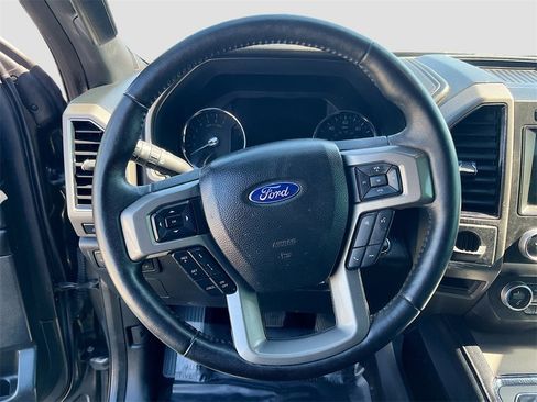 Used 2021 Ford Expedition Max XLT image 11