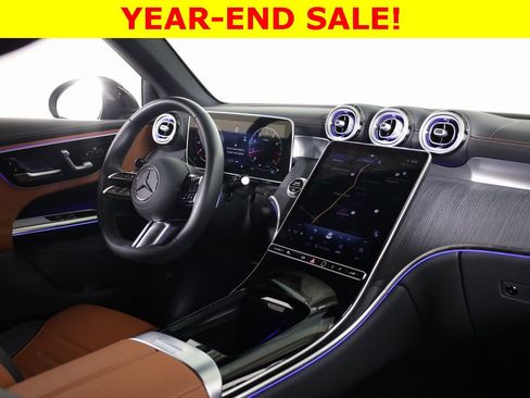 Certified 2025 Mercedes-Benz GLC 300 4MATIC image 46